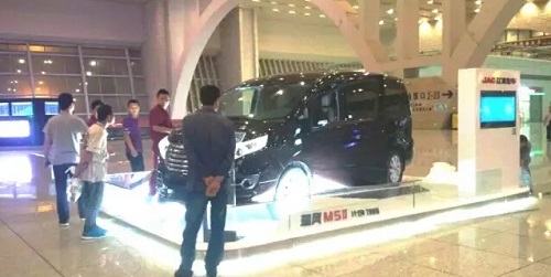 豪任性！江淮汽車包了大半年展位做高鐵廣告！