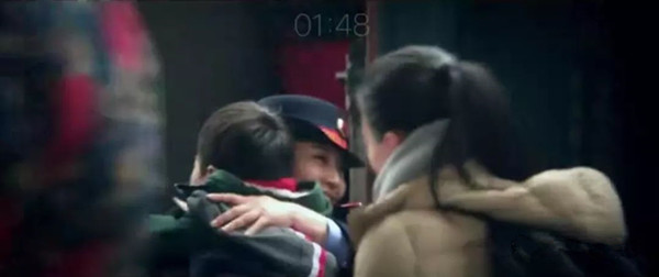 蘋(píng)果公交站牌廣告