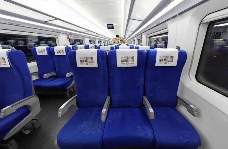 圖森整體木作高鐵廣告 圖森整體木作高鐵廣告