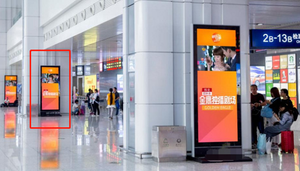 高鐵站刷屏機廣告有哪些優(yōu)勢？