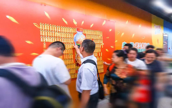 美汁源告訴你，飲品戶外廣告如何玩轉(zhuǎn)互動營銷