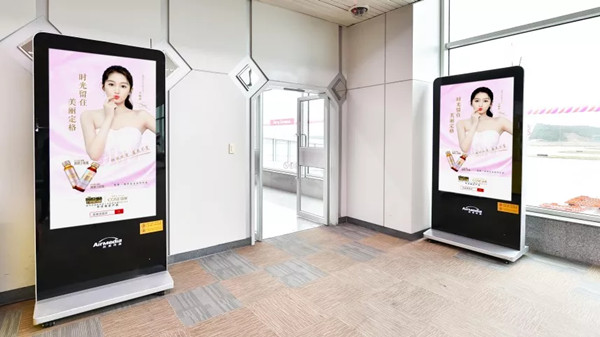 蔻賽濟(jì)南遙墻國際機場出發(fā)區(qū)ADF刷屏機廣告