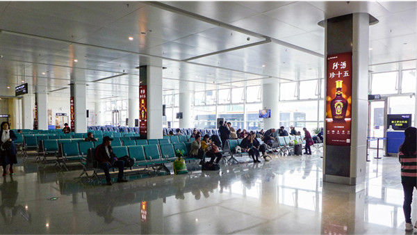 遵義機場燈箱廣告