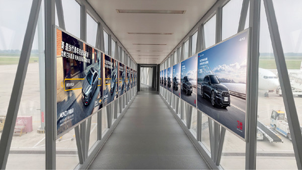 淮安機(jī)場廊橋廣告價格