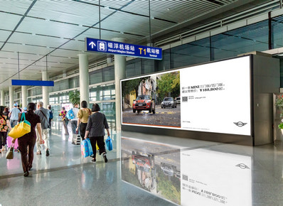 長沙機(jī)場(chǎng)到達(dá)區(qū)燈箱廣告