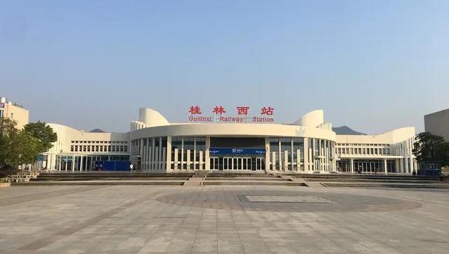 桂林西高鐵站廣告怎么樣？