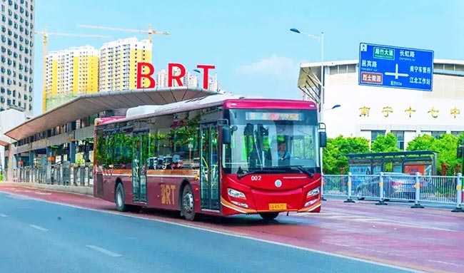 投放南寧公交車廣告需要多少錢？