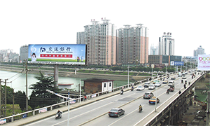 永州瀟湘大橋廣告牌價(jià)格多少錢？永州戶外立柱大牌廣告價(jià)格