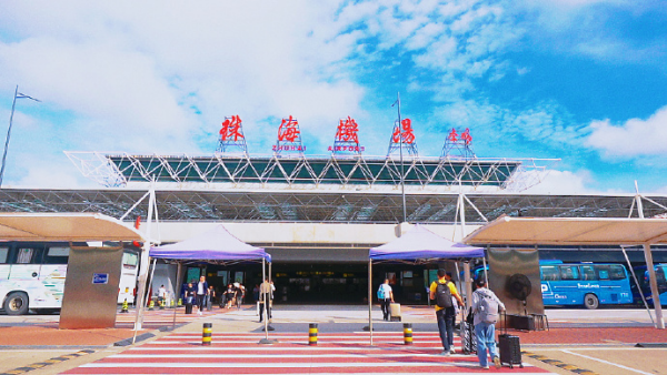 珠海金灣機(jī)場廣告價(jià)格多少錢？珠海機(jī)場航站樓廣告出發(fā)到達(dá)全覆蓋