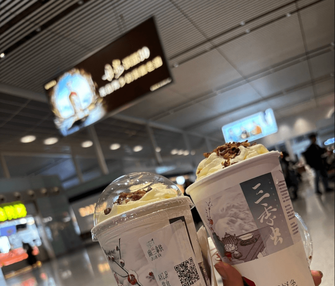 長沙黃花機(jī)場廣告價格收費(fèi)多少錢？長沙機(jī)場LED廣告牌春運(yùn)熱門廣告