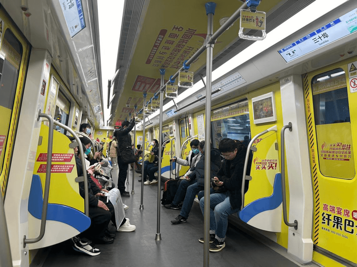 合肥地鐵內(nèi)包車廣告價(jià)格收費(fèi)多少錢？合肥地鐵2號(hào)線列車廣告案例