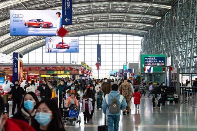 成都雙流機(jī)場(chǎng)廣告價(jià)格收費(fèi)，成都機(jī)場(chǎng)春運(yùn)出發(fā)廣告LED大屏優(yōu)勢(shì)