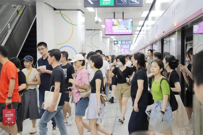 福州地鐵播音導(dǎo)向廣告價(jià)格種類，福州地鐵列車站臺(tái)語(yǔ)音播報(bào)廣告