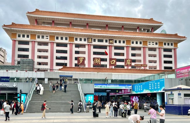 羅湖口岸有哪些廣告位？怎么選擇性價比高的媒體投放？