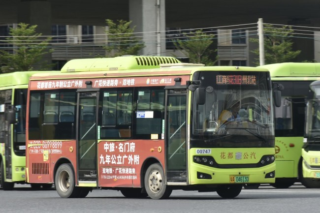 廣州花都公交外車身貼廣告投放，廣州公交車巴士廣告價格