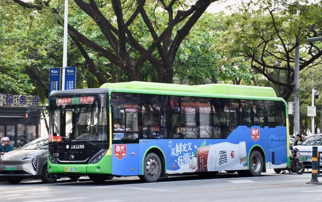 三亞公交車身三側(cè)外車貼廣告投放，三亞公交巴士廣告價格