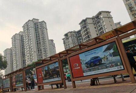 珠海公交候車亭廣告-珠海公交站臺廣告投放價(jià)格-珠海公交廣告公司