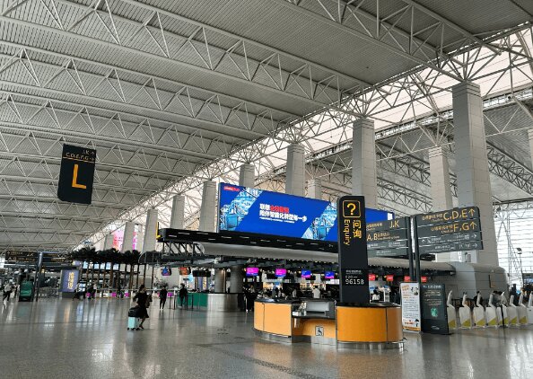 廣州機場春運期間熱門廣告位價格收費？廣州白云機場出發(fā)到達廣告