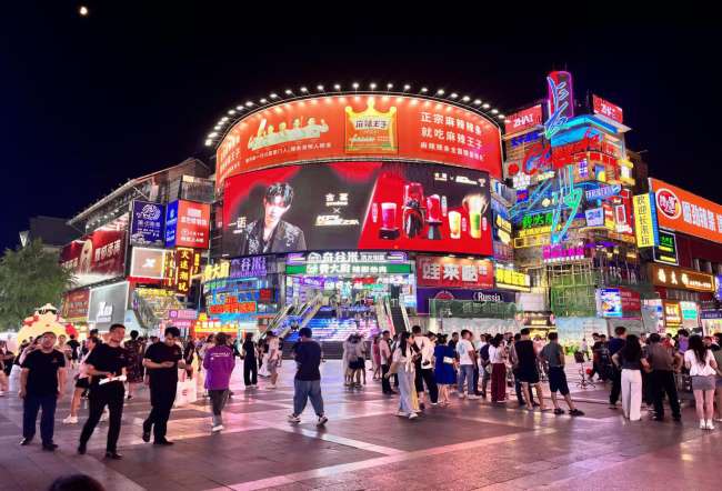 經(jīng)濟(jì)穩(wěn)中向好，廣告行業(yè)將迎來春暖花開