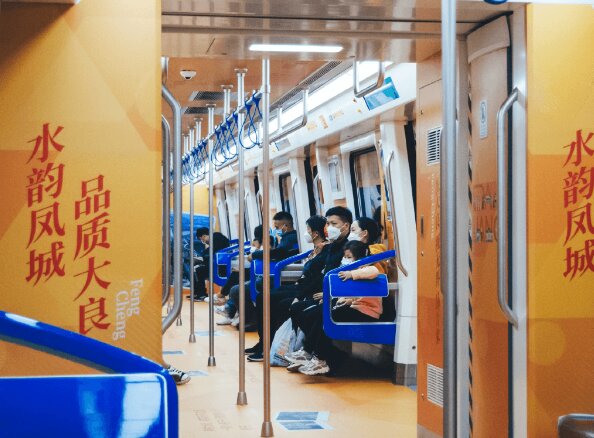 佛山地鐵3號(hào)線廣告價(jià)格多少錢？佛山地鐵廣告大良政務(wù)特色案例圖