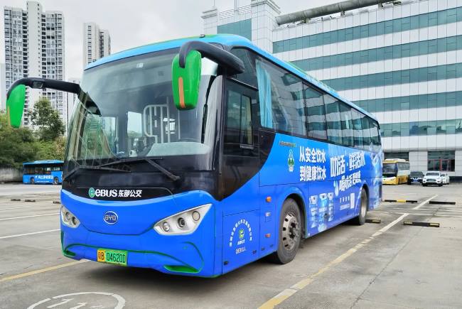 深圳公交車(chē)身廣告