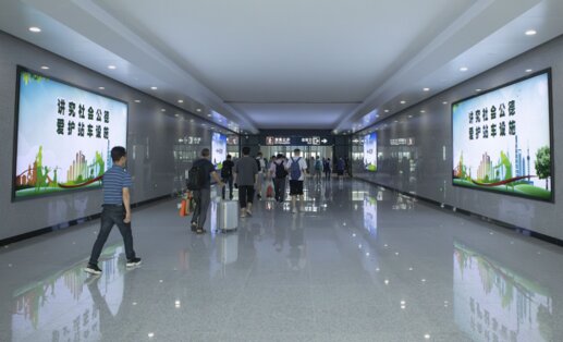 第一戶外傳媒-浦江站-出站通道兩側(cè)墻面燈箱