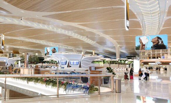 第一戶外傳媒廣州白云機(jī)場(chǎng)LED屏廣告