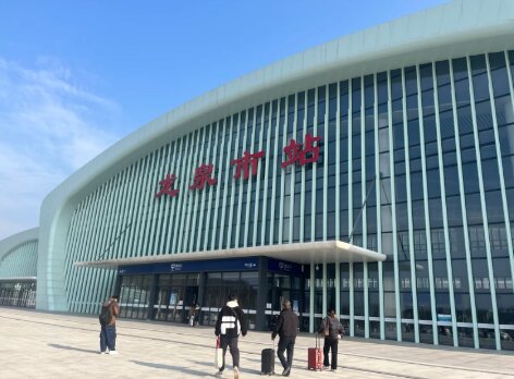 龍泉市高鐵站廣告-龍泉市站廣告投放價(jià)格-龍泉市高鐵廣告公司