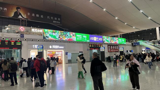 深圳北站LED大屏廣告