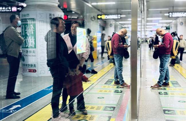 第一戶外傳媒-昆明地鐵語音廣告