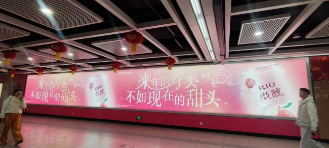 第一戶外傳媒-廈門地鐵呂厝站燈箱廣告